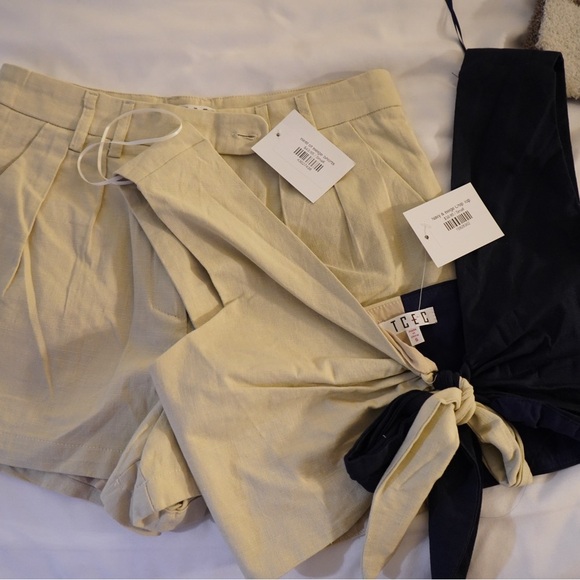 Navy and Beige Tie Crop Top - Picture 4 of 4